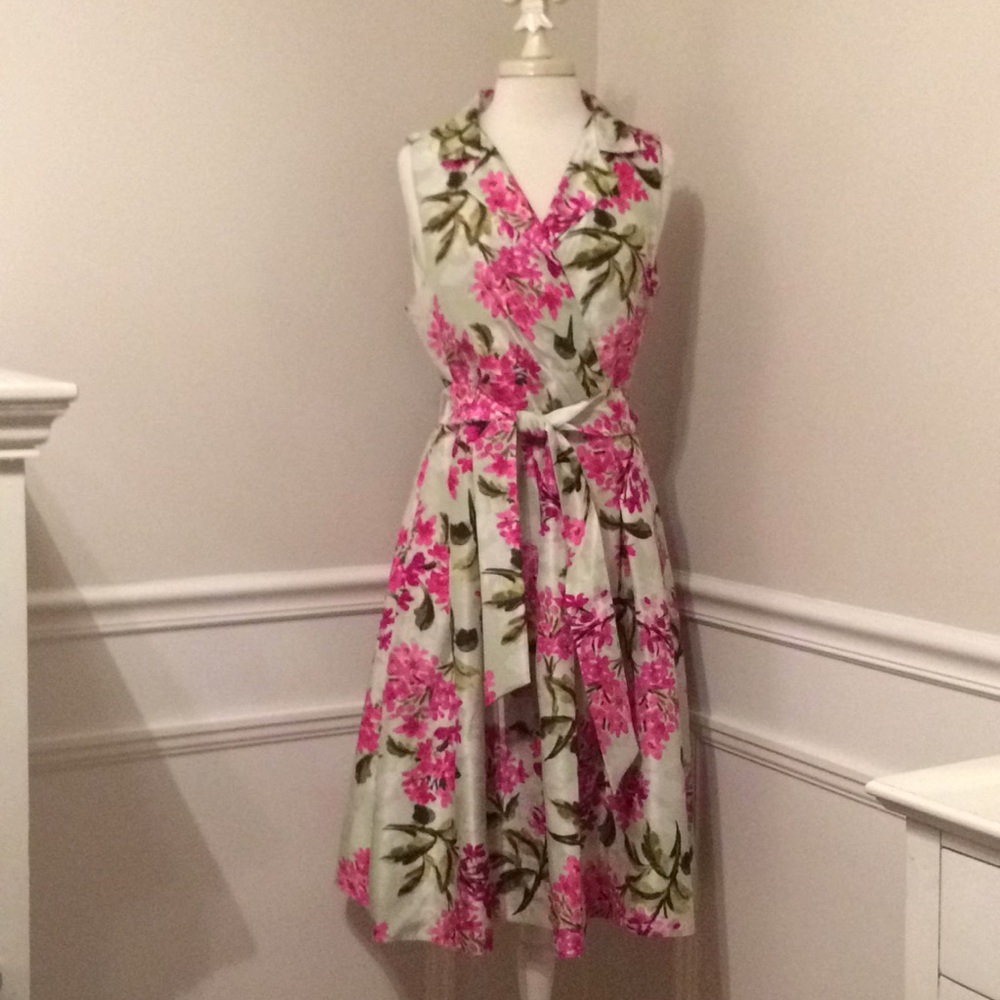 Jessica Howard Floral Sleeveless Dress